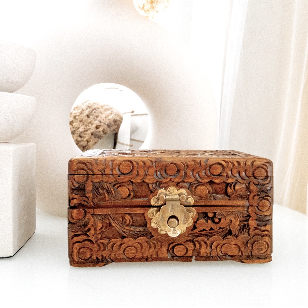 Vintage Ornate Prewar Jewelry Box Handcarved